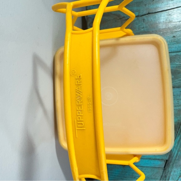 Vintage Tupperware Golden Harvest Sun Container Set, Square, 1674-6 - Picture 5 of 11